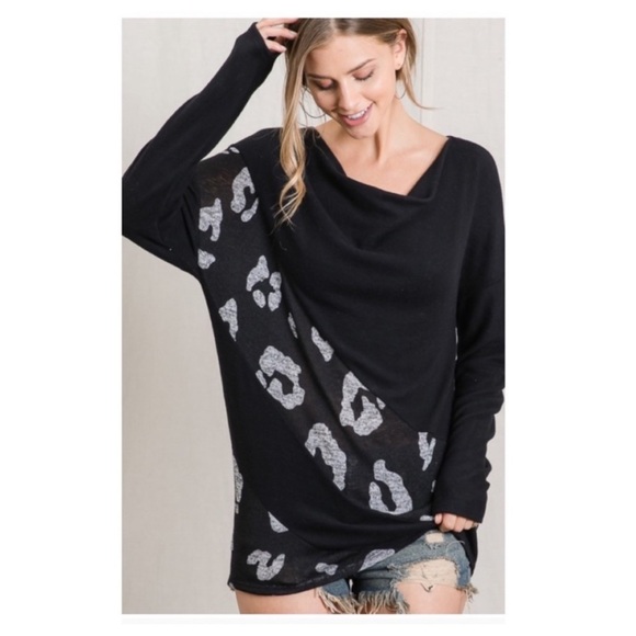 (20)🖤New Diagonal Leopard Print Blocked Bodice Dolman Sleeve Top🖤 - Picture 2 of 10